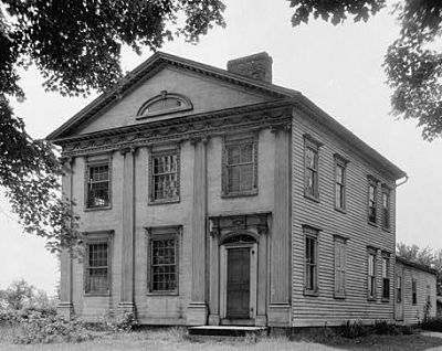 Black and white photo of the Allen House before restoration